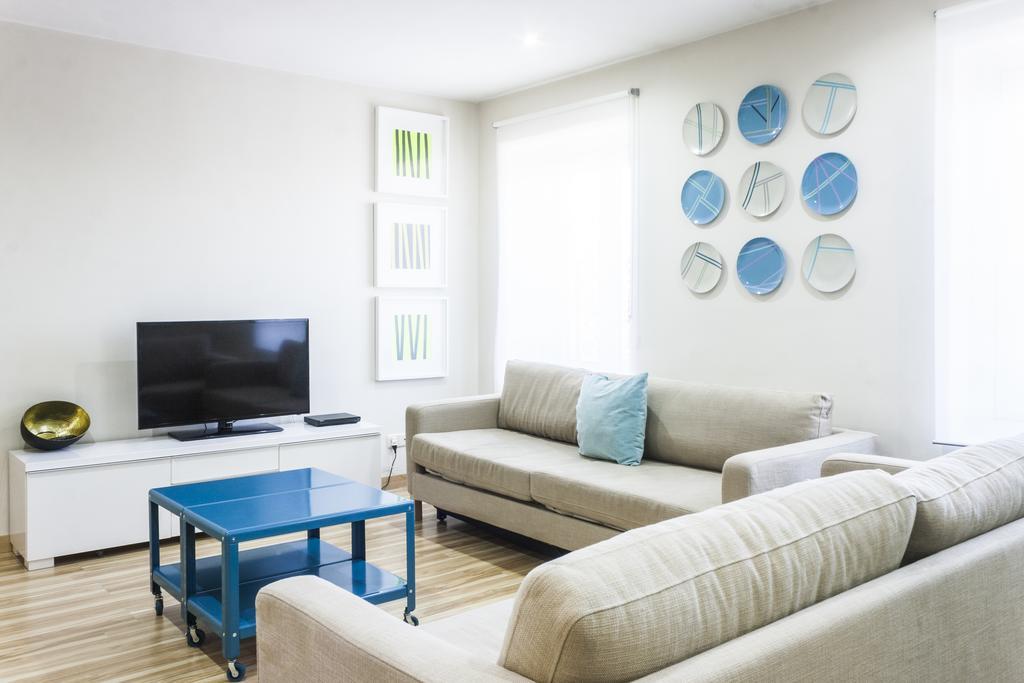 Three-Bedroom Apartment,109973142:JPEG